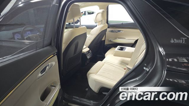 Genesis GV70 2.5T Gasoline AWD 2025 — фото 11
