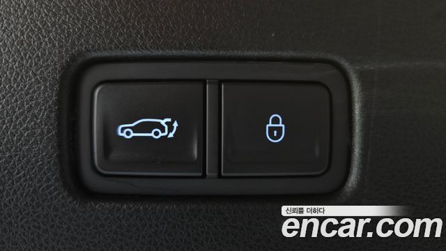 Genesis GV70 2.5T Gasoline AWD 2025 — фото 19