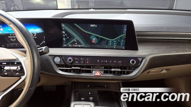 Kia K8 2.5 Gasoline 2WD Noblesse 2022 — фото 20