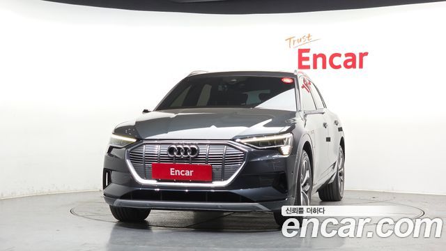 Audi e-tron 55 Quattro 2020 — фото 3