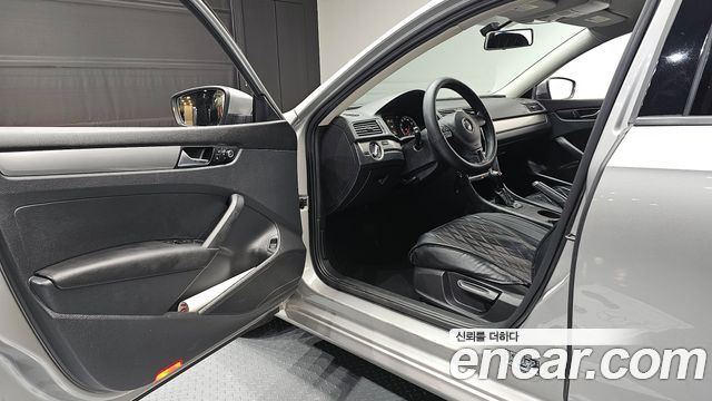 Volkswagen Passat 2.5 B7 2013 — фото 10