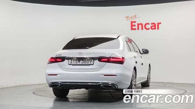 Mercedes-Benz E-Class (W213) E250 Avantgarde 2021 — фото 4