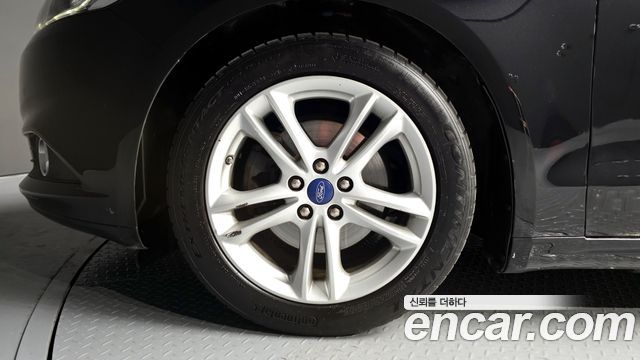 Ford Mondeo (IV) 2.0 Trend 2015 — фото 5