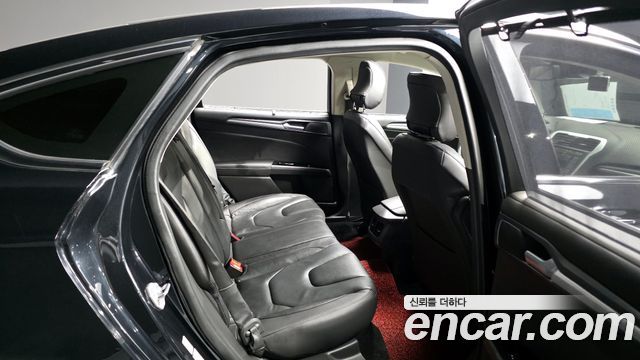 Ford Mondeo (IV) 2.0 Trend 2015 — фото 11