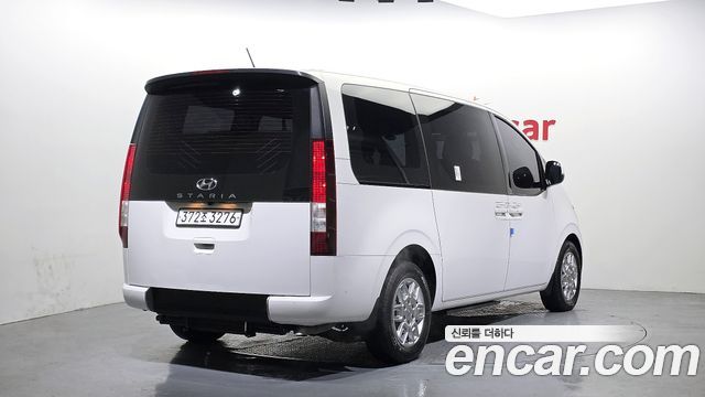 Hyundai Staria disability support car 2022 — фото 2