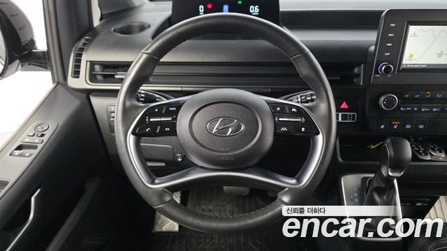Hyundai Staria disability support car 2022 — фото 13