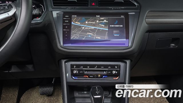 Volkswagen Tiguan Allspace 2.0 TSI Prestige 2023 — фото 13