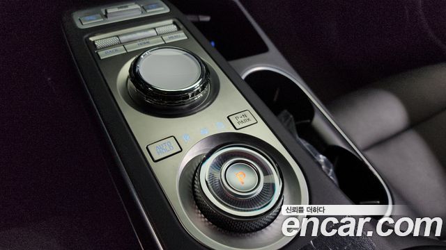 Genesis GV70 2.5T Gasoline AWD 2022 — фото 9