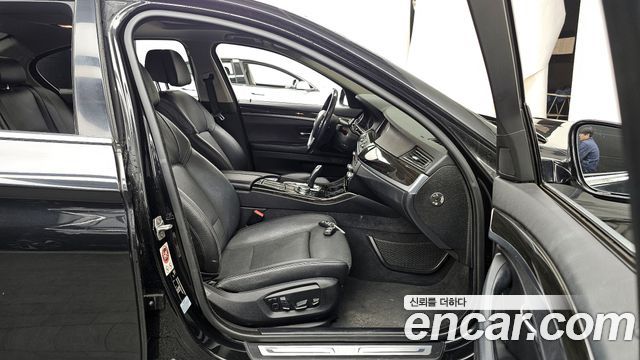 BMW 5 Series (F10) 520d xDrive Luxury Plus 2015 — фото 11