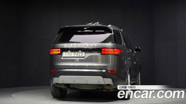 Land Rover Discovery 5 3.0 TD6 HSE 2018 — фото 4