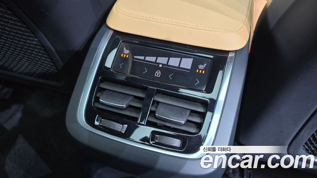 Volvo XC90 (II) T8 Ultimate Bright Hybrid 2022 — фото 19