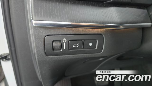 Volvo XC90 (II) T8 Ultimate Bright Hybrid 2022 — фото 31