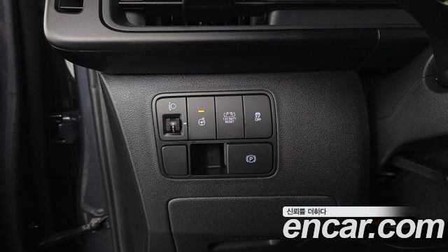 Hyundai Staria HEV 1.6 Cargo 3-Seater Modern 2025 — фото 15