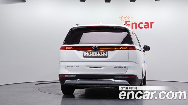 Kia Carnival (IV) Gasoline 7-Seater Signature 2021 — фото 4
