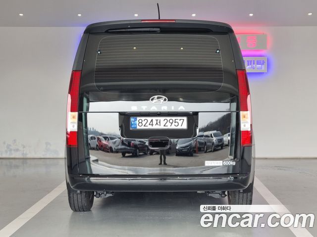 Hyundai Staria L3.5 Cargo 5-Seater Modern 2024 — фото 4