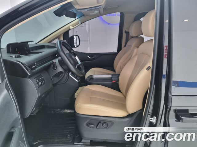 Hyundai Staria L3.5 Cargo 5-Seater Modern 2024 — фото 16