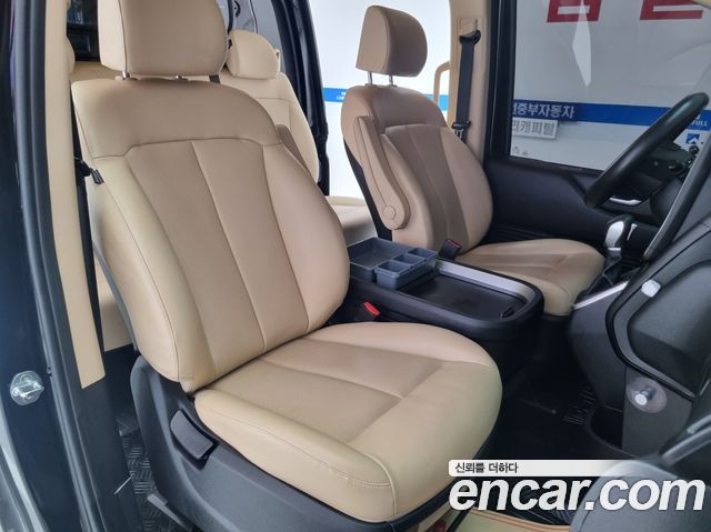 Hyundai Staria L3.5 Cargo 5-Seater Modern 2024 — фото 18