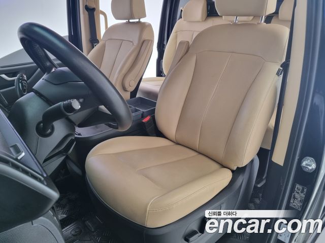 Hyundai Staria L3.5 Cargo 5-Seater Modern 2024 — фото 19