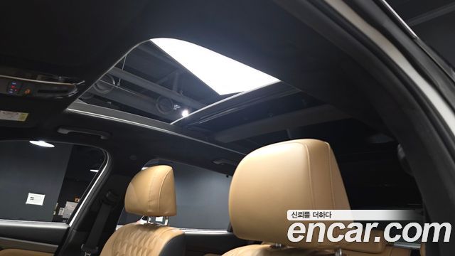 Hyundai Santa Fe Gasoline 2.5T 2WD Calligraphy 2021 — фото 17