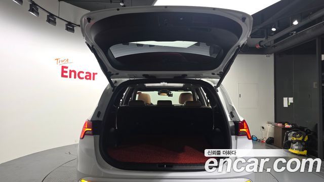 Hyundai Santa Fe Gasoline 2.5T 2WD Calligraphy 2021 — фото 31
