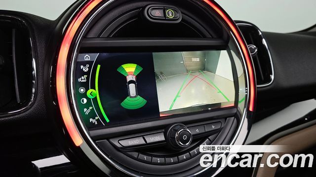 MINI Cooper Countryman HIGH 2nd 2020 — фото 13