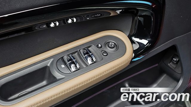 MINI Cooper Countryman HIGH 2nd 2020 — фото 18