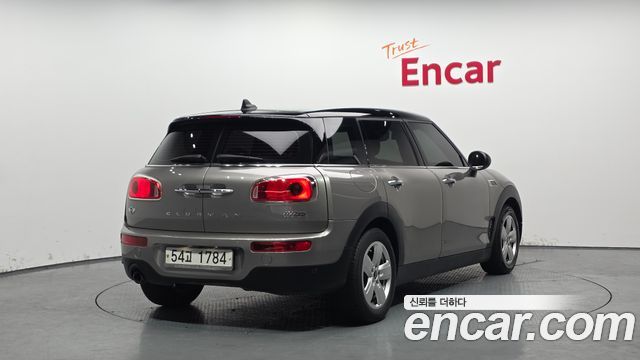 MINI Cooper Clubman Standard 2nd 2018 — фото 2