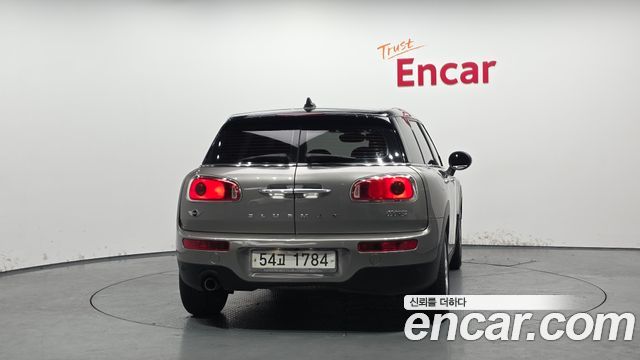 MINI Cooper Clubman Standard 2nd 2018 — фото 4