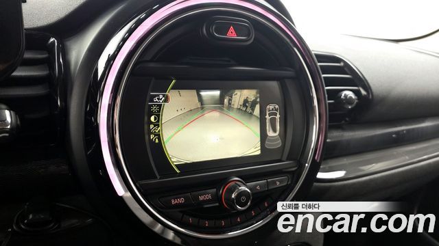 MINI Cooper Clubman Standard 2nd 2018 — фото 14
