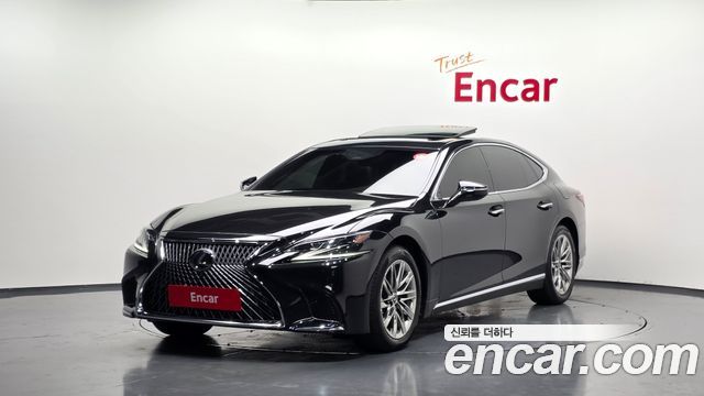 Lexus LS500h (V) 3.5 Luxury AWD