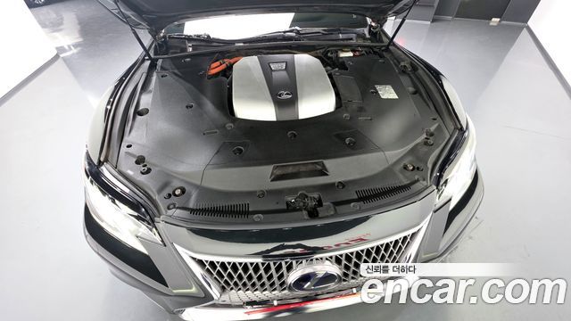 Lexus LS500h (V) 3.5 Luxury AWD 2018 — фото 6