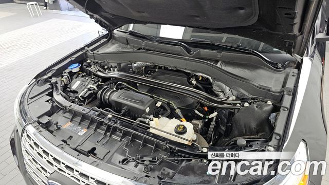 Ford Explorer (VI) 2.3 LimIted 4WD 2020 — фото 6