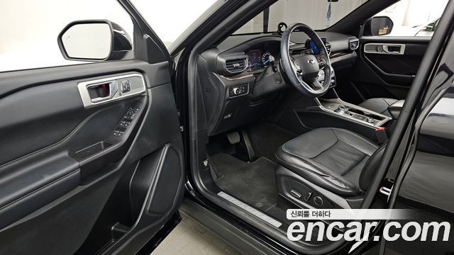 Ford Explorer (VI) 2.3 LimIted 4WD 2020 — фото 10