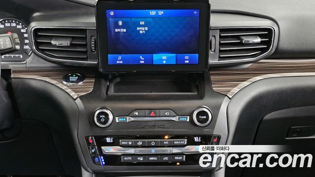 Ford Explorer (VI) 2.3 LimIted 4WD 2020 — фото 14