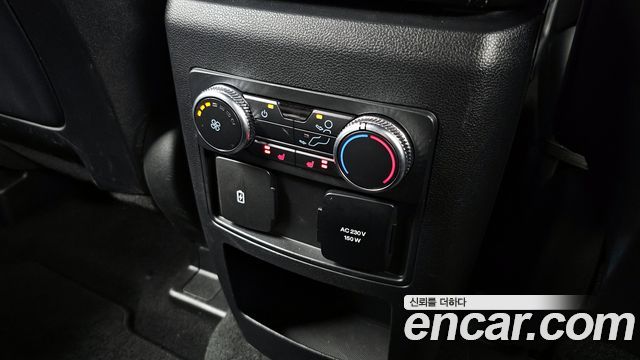 Ford Explorer (VI) 2.3 LimIted 4WD 2020 — фото 18