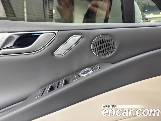Genesis G80 (RG3) Gasoline 2.5 Turbo AWD 2026 — фото 23