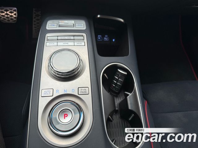 Genesis GV70 2.5T Gasoline AWD 2022 — фото 9