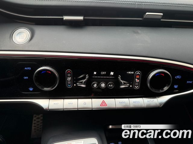 Genesis GV70 2.5T Gasoline AWD 2022 — фото 16