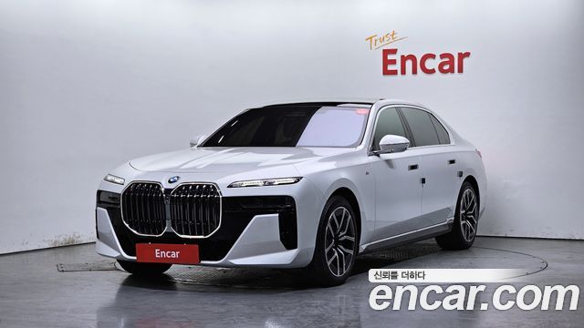 BMW 7 Series (G70) 740d xDrive M Sport 2024 — фото 1