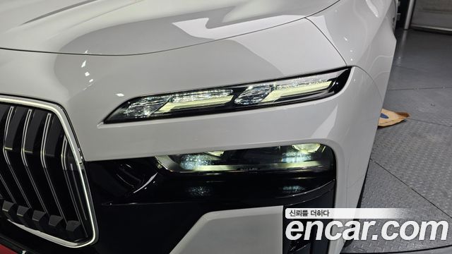 BMW 7 Series (G70) 740d xDrive M Sport 2024 — фото 22