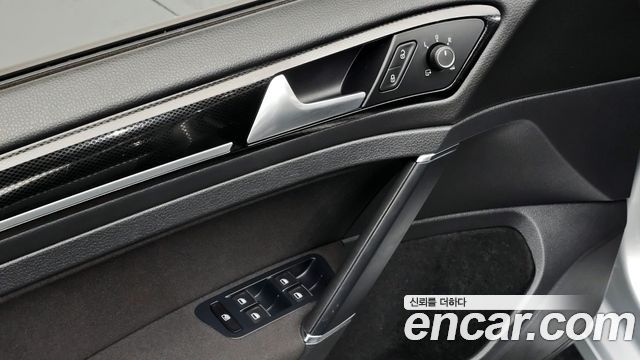 Volkswagen Golf (VII) 2.0 TDI 2015 — фото 22
