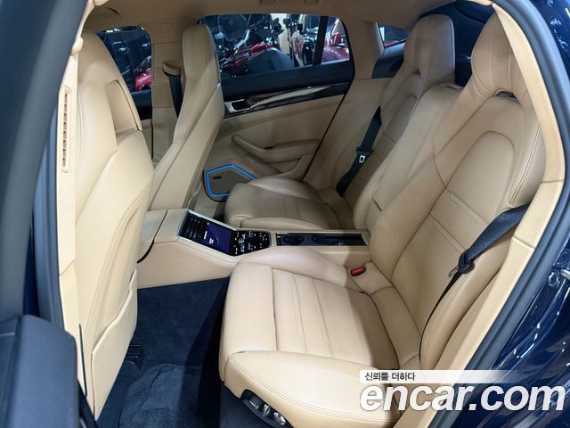 Porsche Panamera (971) 3.0 AWD 2018 — фото 22