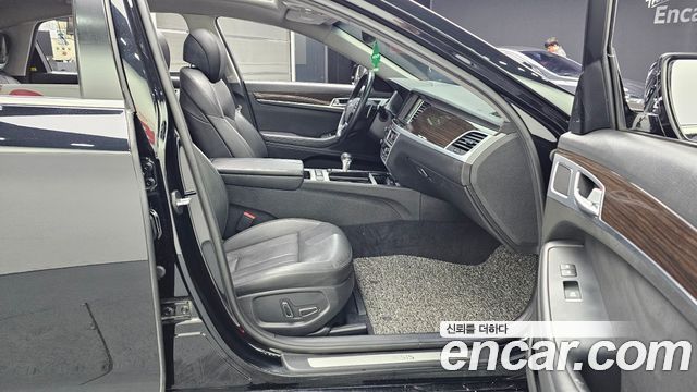 Genesis G80 3.3 GDI AWD Luxury 2017 — фото 11
