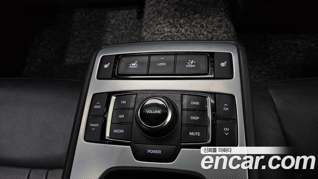 Genesis G80 3.3 GDI AWD Luxury 2017 — фото 18