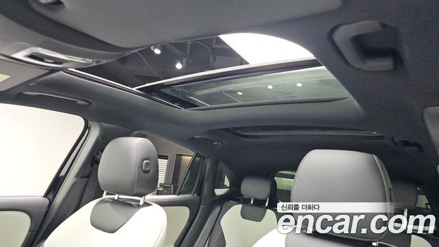 Mercedes-Benz GLA-Class (H247) GLA250 4MATIC 2021 — фото 18
