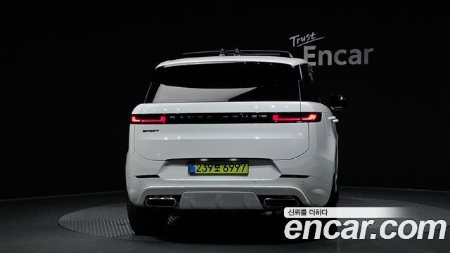 Land Rover Range Rover Sport (III) P550E Dynamic HSE 2025 — фото 4