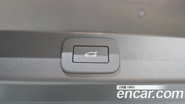Land Rover Range Rover Sport (III) P550E Dynamic HSE 2025 — фото 20