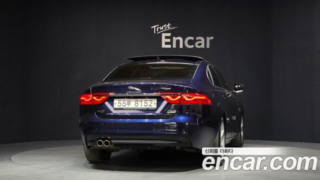 Jaguar XF (X260) 20d Prestige AWD 2017 — фото 4