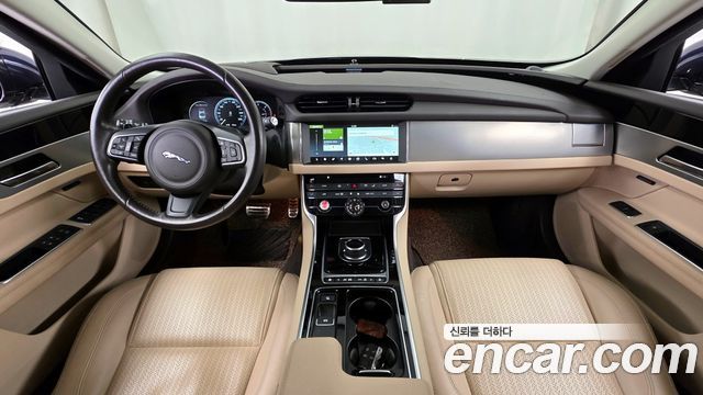 Jaguar XF (X260) 20d Prestige AWD 2017 — фото 7