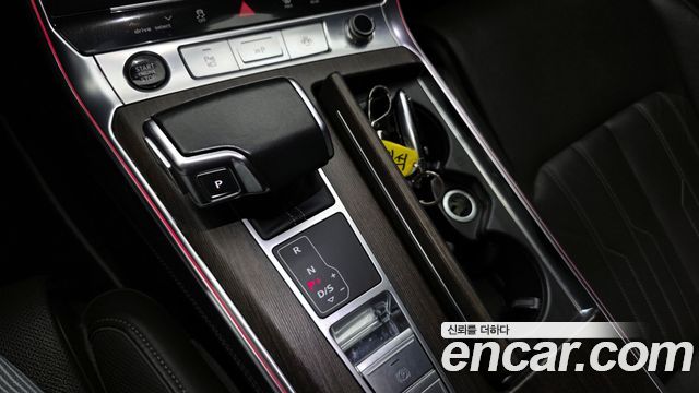 Audi A7 (4K) 55 TFSI Quattro Premium 2022 — фото 9